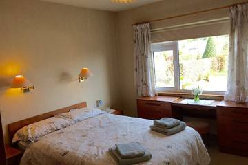 Log Cabin for 5 People in County Fermanagh, Photo 1