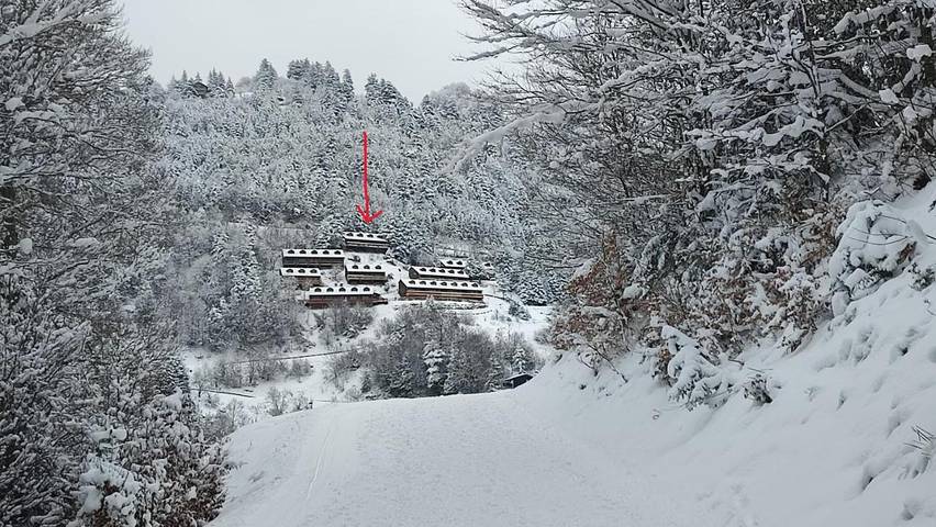 Gîte pour 8 personnes, avec vue ainsi que piscine et terrasse à Ustou - 2