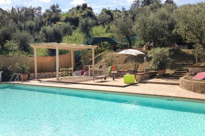 Apartamento de vacaciones para 4 personas, con jardín y piscina - 1