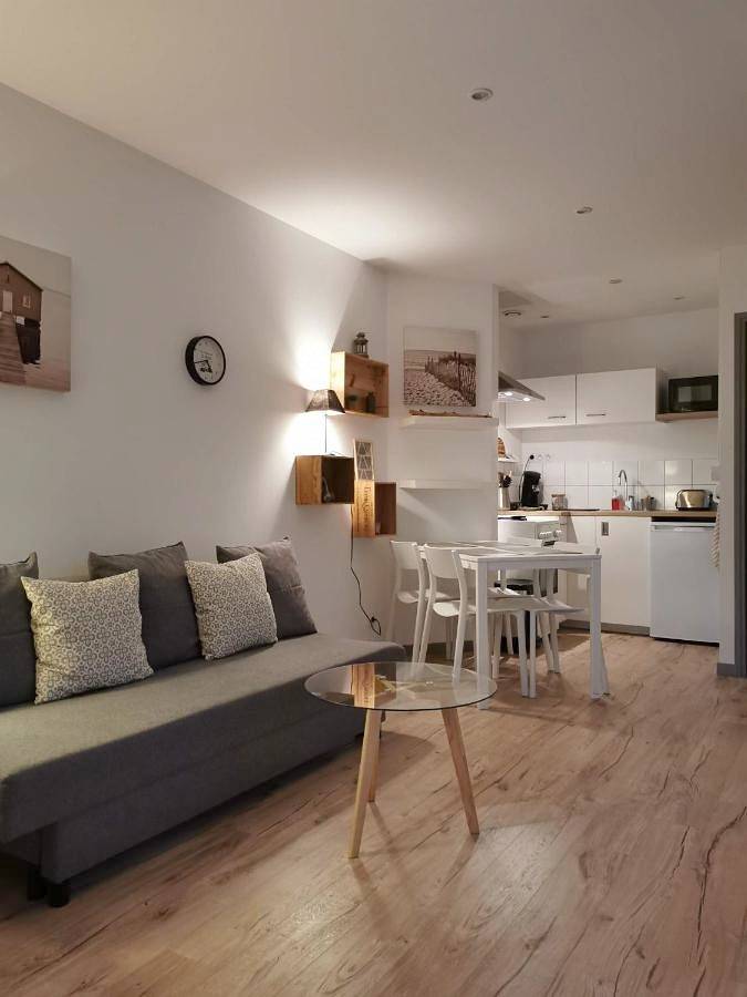 Location de vacances pour 4 personnes, avec terrasse à Lens