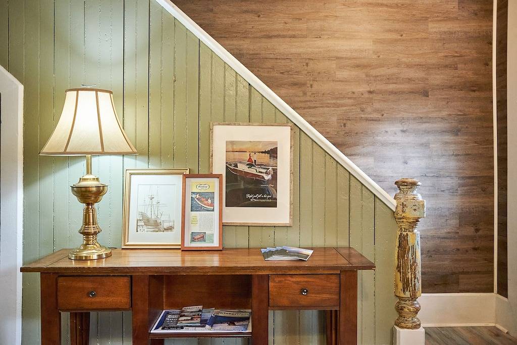 Discover stunning Northern Michigan from the comfort of the Port City Cottage in Manistee, Manistee County