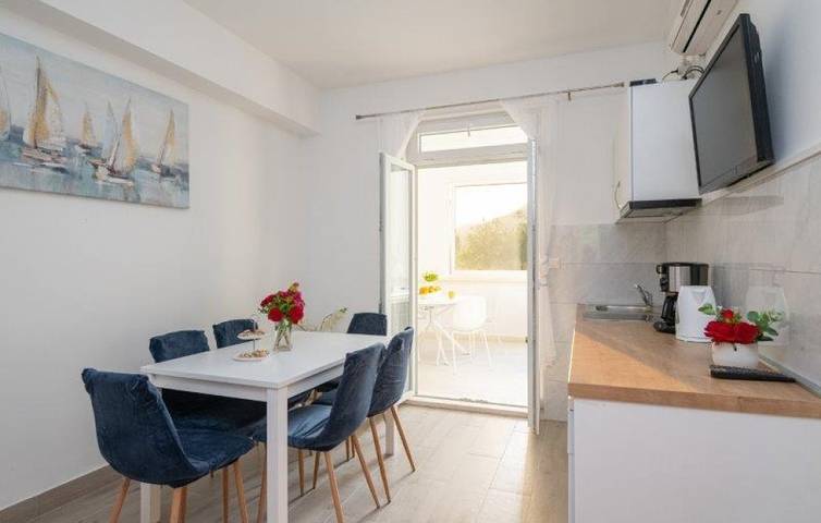 Ferienwohnung für 6 Personen, mit Garten und Terrasse in Grad Dubrovnik - 4