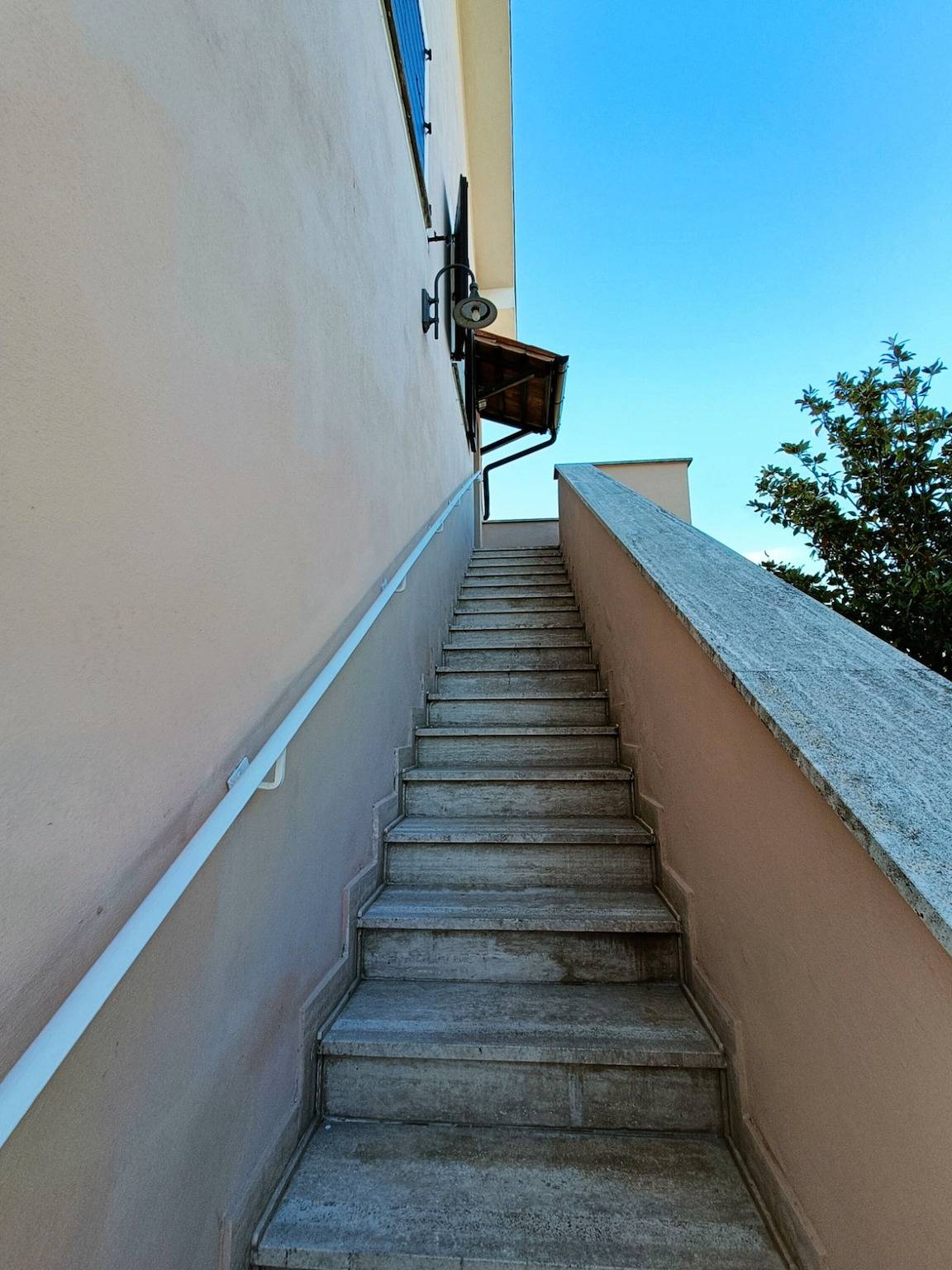 Appartement entier, Appartement 'Tenuta Marchesi Fezia - 7' avec piscine partagée, Wi-Fi et climatisation in Narni, Province de Terni