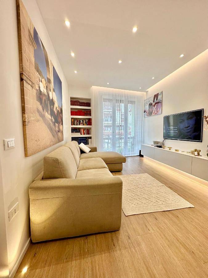Chambre d’hôte pour 4 personnes, avec vue ainsi que jardin et balcon à Cagliari - 2