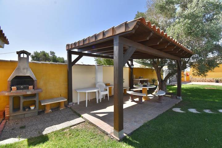 Casa rural para 6 personas, con jardín además de terraza y piscina, Familias con niños en Chiclana de la Frontera - 4
