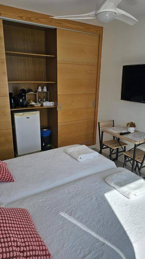 Holiday apartment for 2 people, with pool and garden as well as view - 1