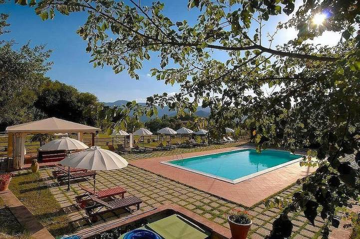 Ferienhaus für 5 Personen, mit Pool und Garten - 1