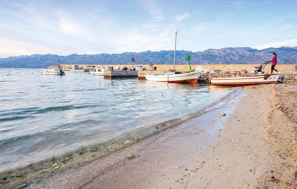 Ganze Wohnung, Apartman s terasom in Razanac, Zadar