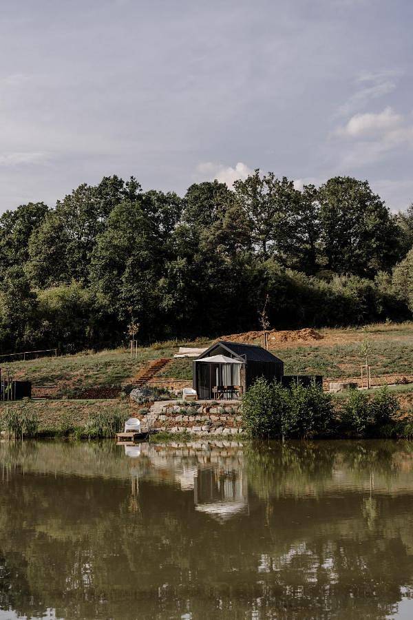 Bungalow für 4 Personen, mit Pool und Garten sowie Seeblick und Ausblick in Tschechien - 3