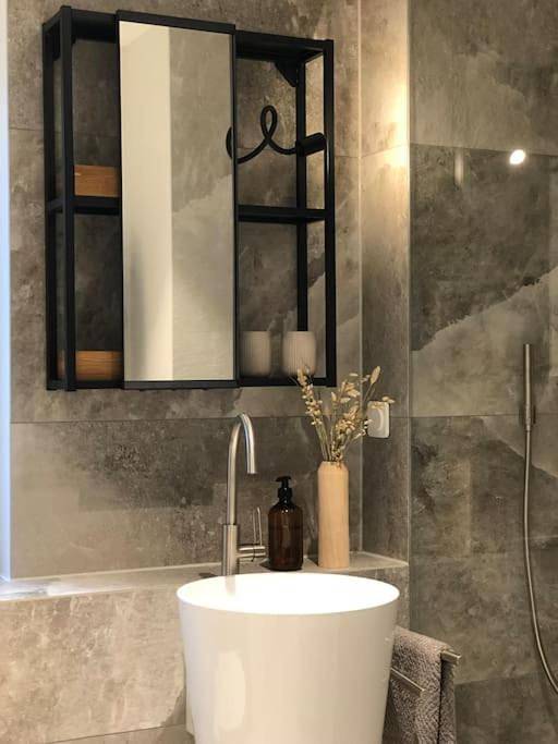 Gîte pour 3 personnes, avec terrasse à Bietigheim-Bissingen - 2