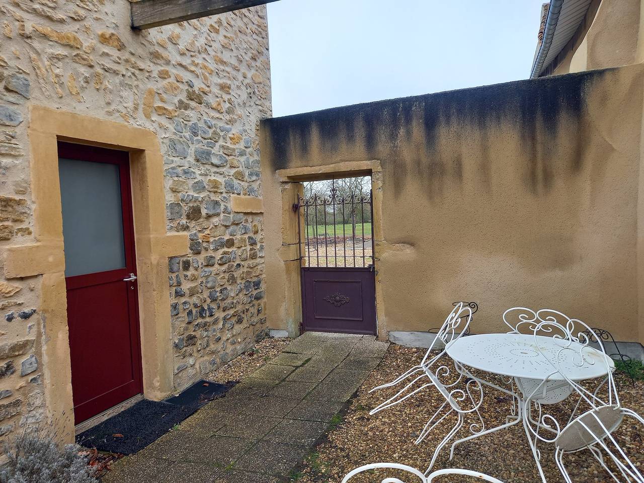 Chambre d’hôtes « La Charmille » con terraza privada y Wi-Fi in Peltre (Mosela), Metz-Campagne