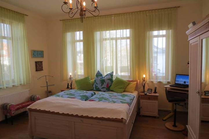 Ganze Wohnung, Ihre private Ferienwohnung auf 5-Sterne-Niveau im Ostseebad Nienhagen in Ostseebad Nienhagen, Nienhagen