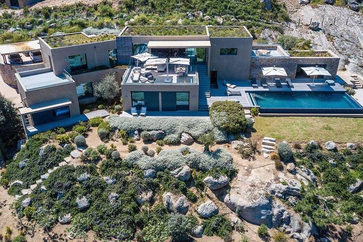 Villa pour 10 personnes, avec jardin et terrasse à Calvi