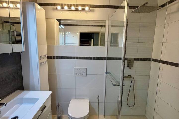 Ganze Wohnung, Ferienapartment bis 4 Pers. Südbalkon,  Hallenbad/Sauna, Golf, Klettergarten in Scheidegg, Bayerisch Schwaben
