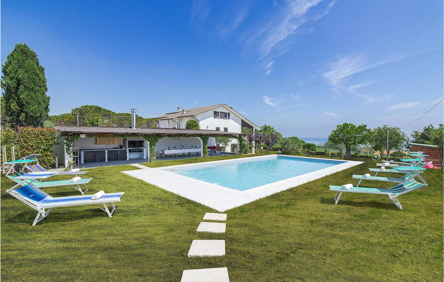Maison de vacances pour 16 personnes avec piscine in San Costanzo, Valle del Metauro