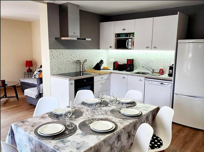 Gîte pour 6 personnes, avec terrasse et vue à Castillon-de-Larboust - 2