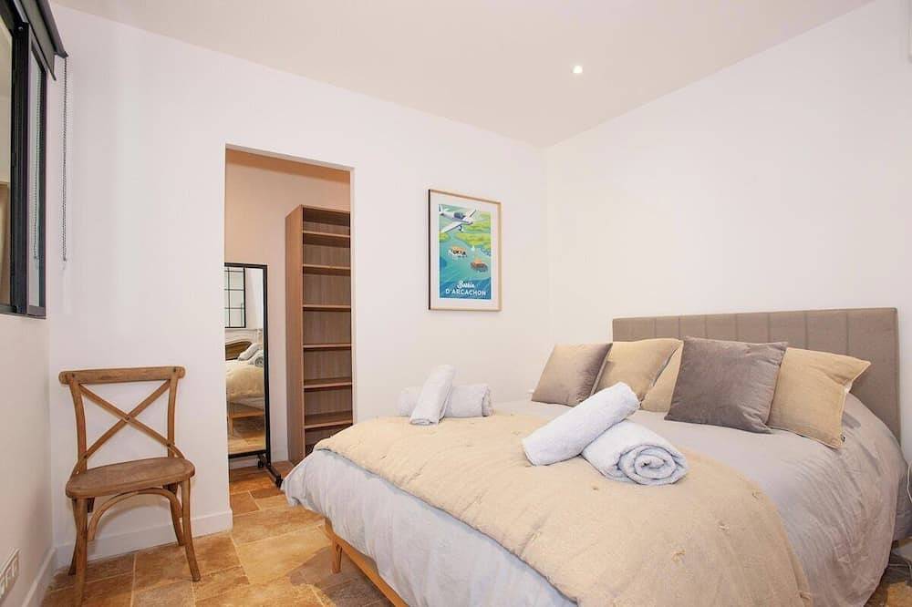 Entire apartment, Les tropéziennes de Libourne : 2 bedroom flat - Biarritz in Libourne, Libourne region