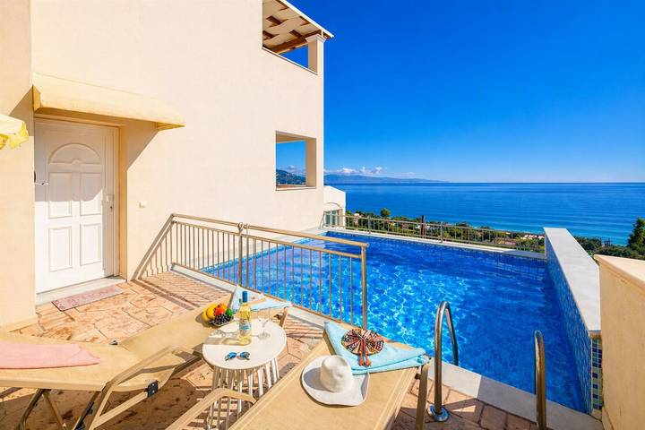 Villa für 6 Personen, mit Terrasse in Mparmpati