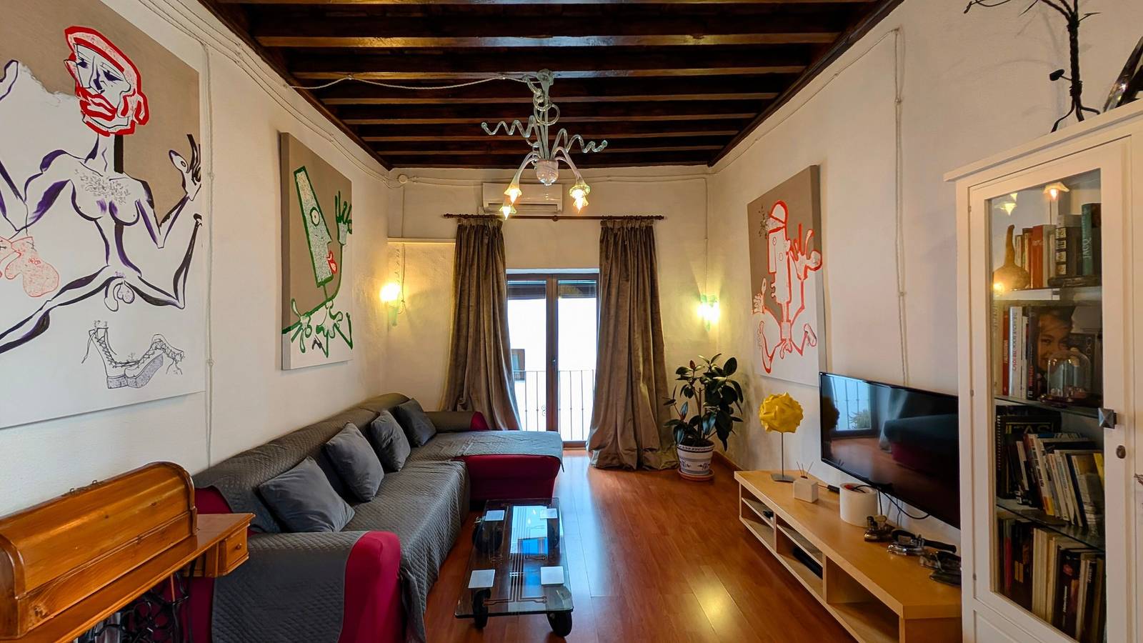 Appartement entier, Appartement 'Dar Ar Nur Albaycin' avec vue sur la montagne, Wi-Fi et climatisation in Grenade, Province de Grenade