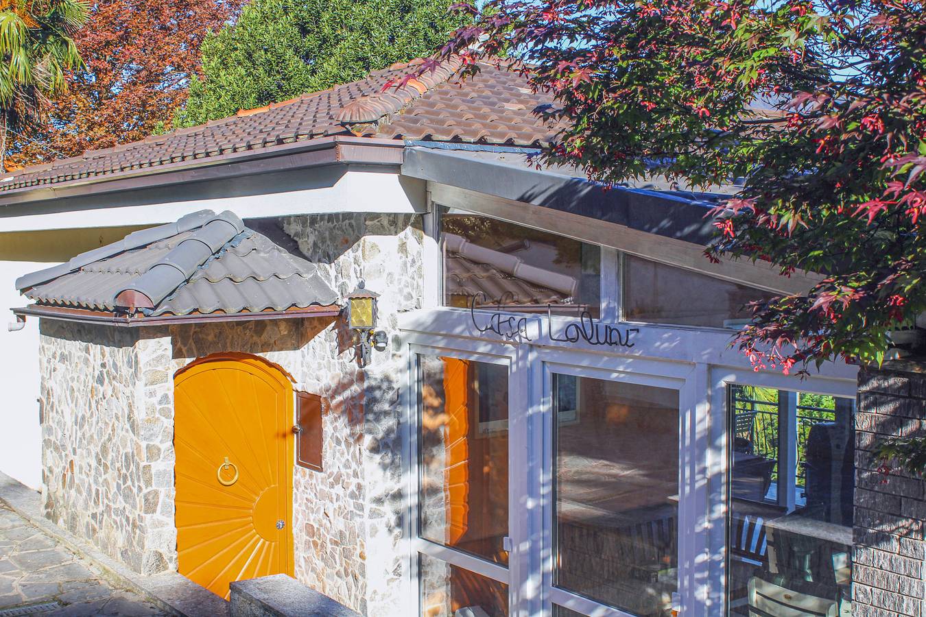 Casa Laluni in Castelveccana, Lago Maggiore (Lombardei)