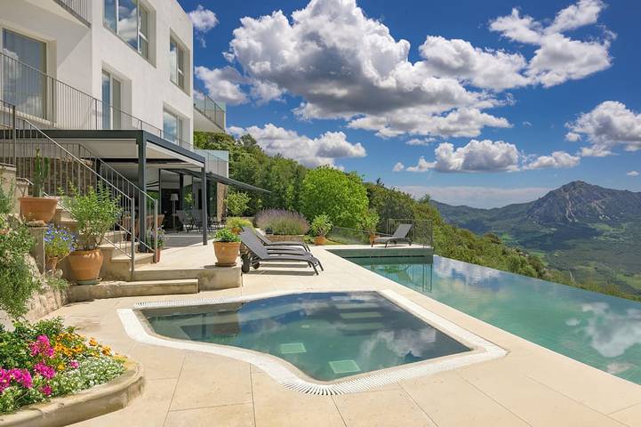 Villa pour 12 personnes, avec jardin et jacuzzi - 1