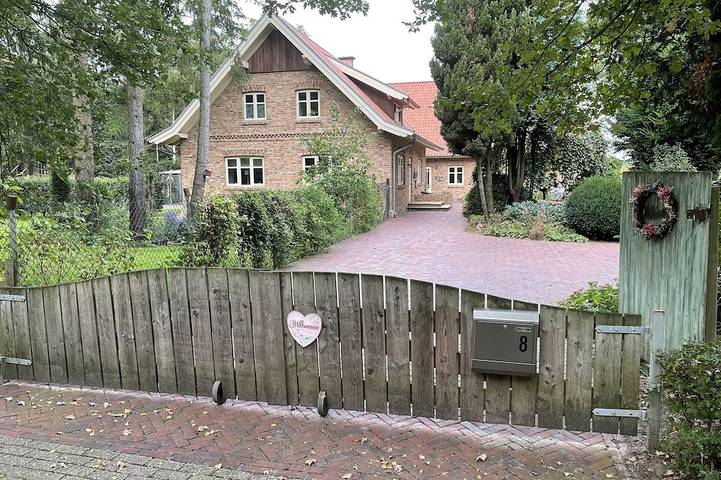Ferienhaus für 5 Personen, mit Whirlpool und Garten sowie Terrasse
