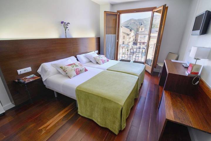 Hôtel pour 4 personnes à Villafranca del Bierzo - 3