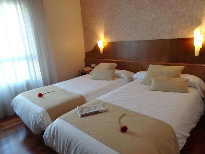 Hôtel pour 2 personnes, avec jardin à Oleiros (Espanha) - 2