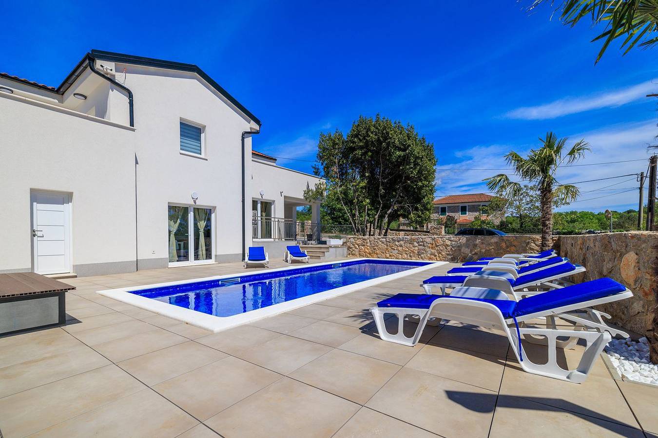 Ganze Wohnung, Pool mit Salzektrolyse unweit der Heilschlamm Bucht in Kras, Krk