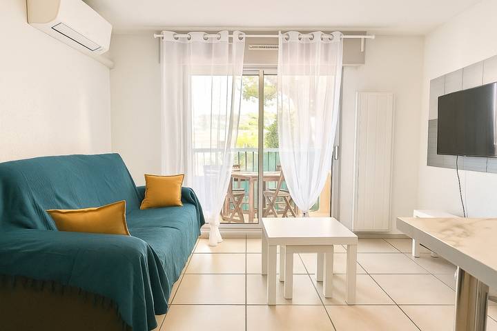Location de vacances pour 4 personnes, avec balcon dans Le Brusc