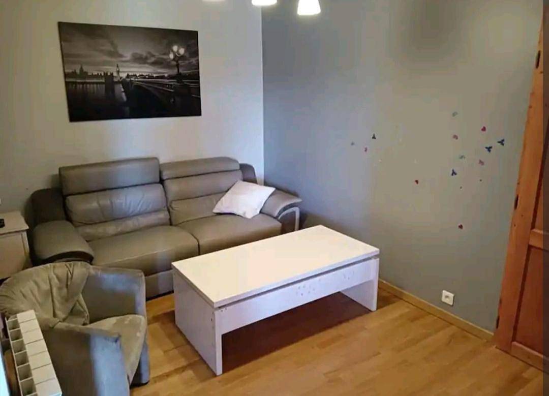 Appartement entier, Two-Bedroom Apartment in Clairvaux-les-Lacs, Jura Francais