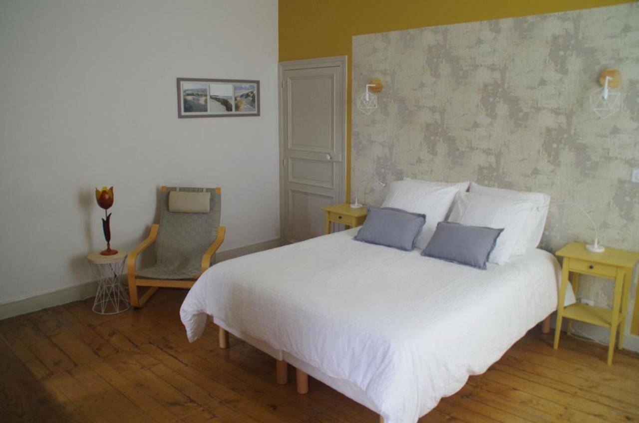 Double Room with Garden View in Cholet, Région de Cholet