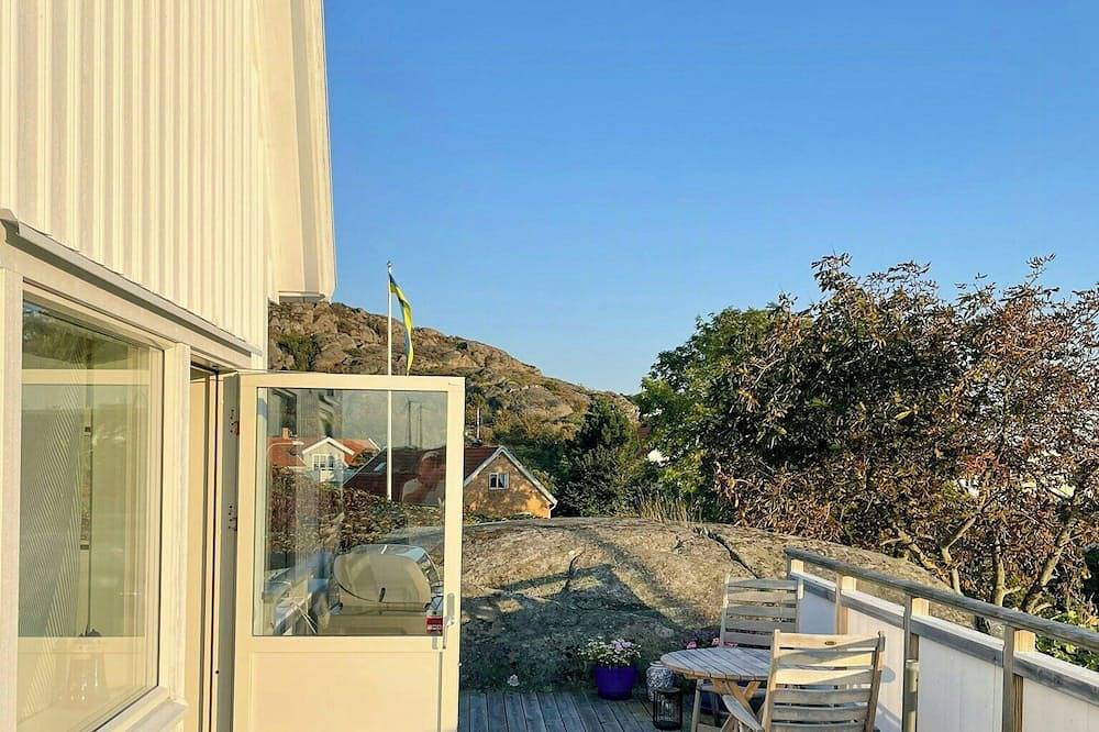 Berghaus mit Blick auf die Schären von Rönnäng in Rönnäng, Norra Västkusten