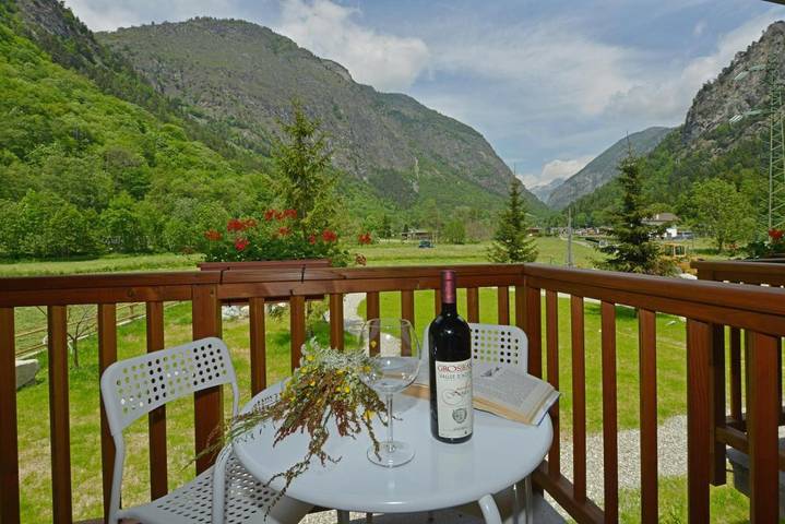 Chambre d’hôte pour 2 personnes, avec vue ainsi que jardin et sauna dans Vallée d'Aoste - 3