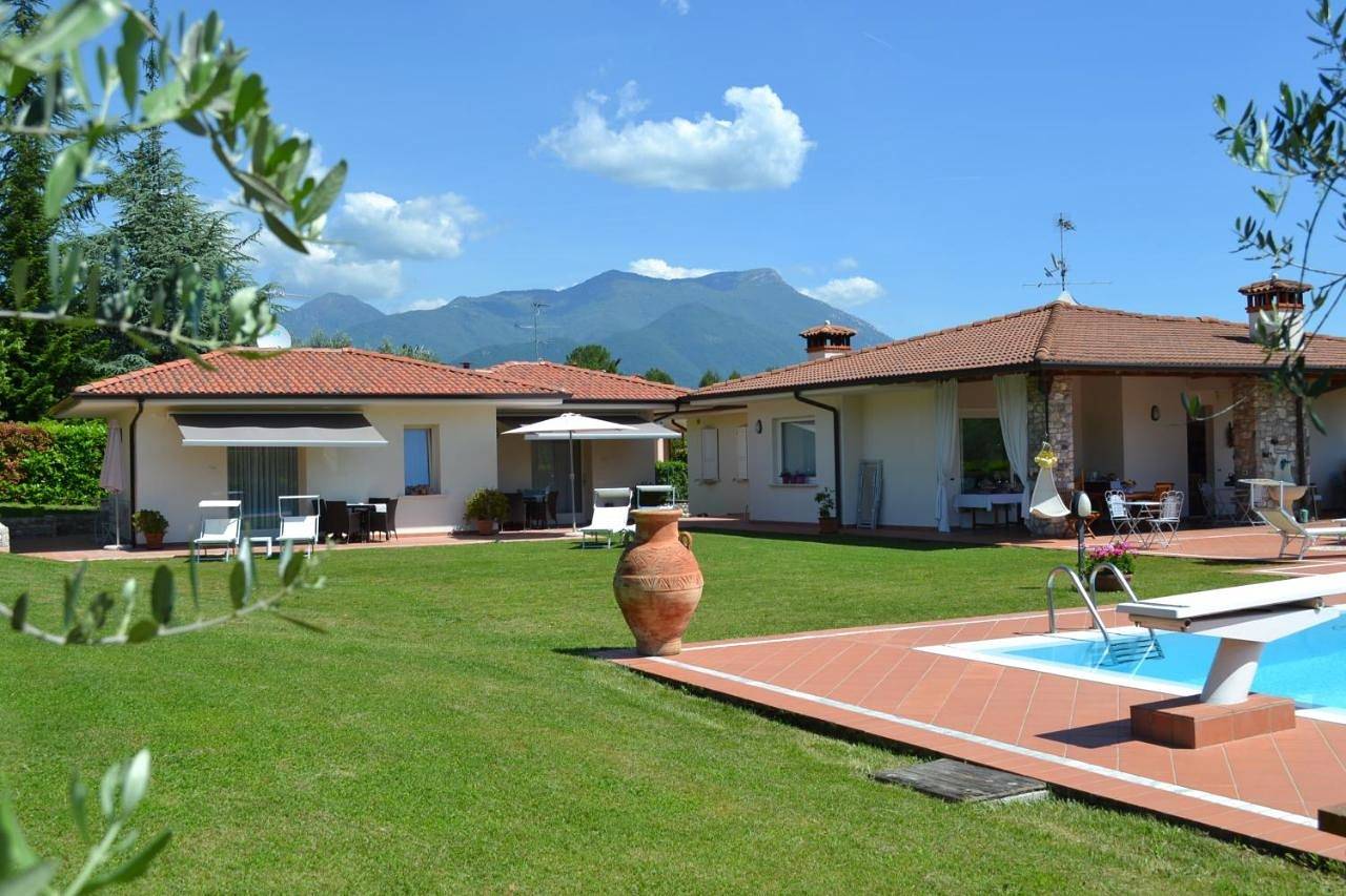 Villa Josephine in San Felice del Benaco, Prealpi Gardesane