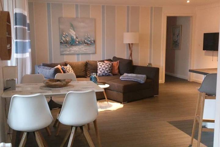 Ferienwohnung für 8 Personen, mit Balkon und Garten in Bremer Freimarkt