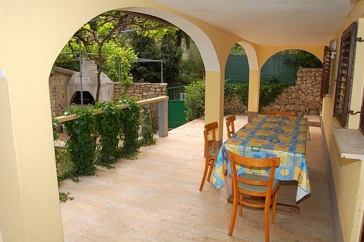 Ferienwohnung für 2 Personen, mit Balkon/Terrasse, mit Haustier in Mali Lošinj
