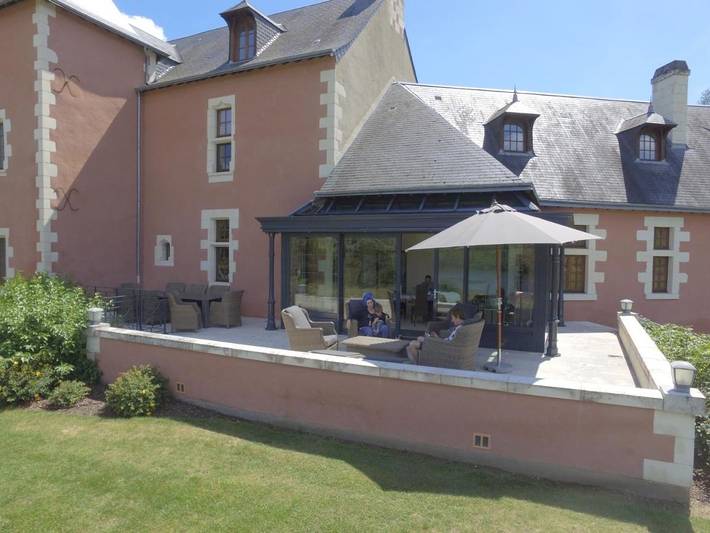 Location de vacances pour 14 personnes, avec Terrasse et Jardin ainsi que Piscine et Vue à Continvoir - 4
