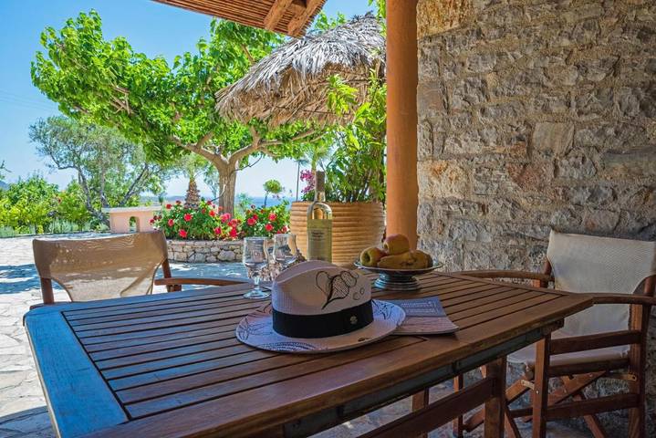 Maison d’hôte pour 2 personnes, avec vue et jardin, animaux acceptés dans Région du Péloponnèse - 3