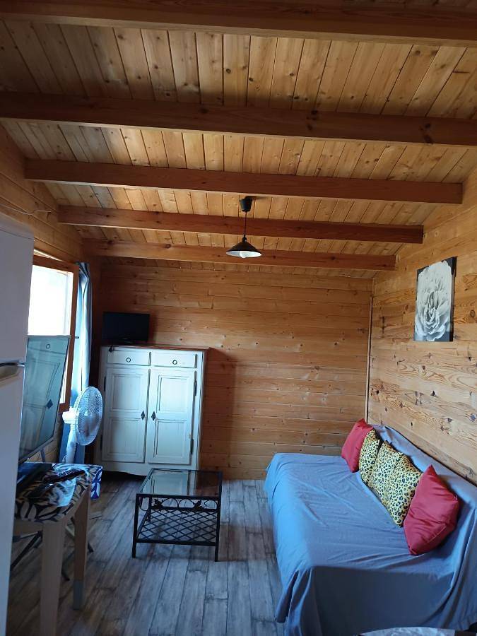Chalet 35m2 Domaine du vieux chêne in Bergerac, Périgord Pourpre