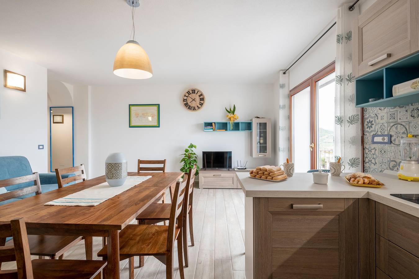 Ganze Wohnung, Ferienwohnung 'Dolcecasa' mit Bergblick, privater Terrasse und Wlan in Dorgali, Golf von Orosei