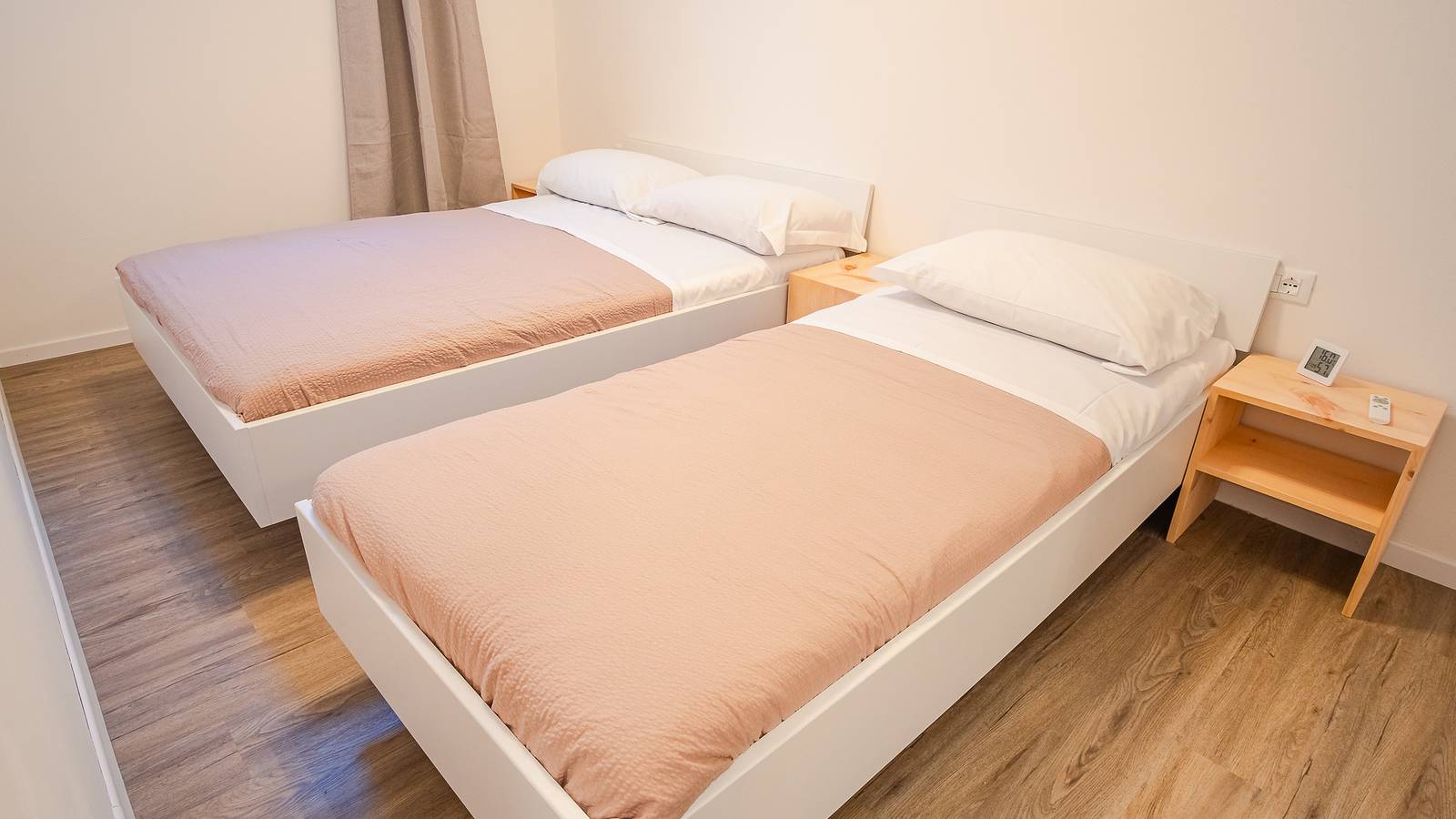 Ganze Wohnung, Ferienwohnung für 5 Personen mit Garten in Padenghe sul Garda, Gardasee-Berge