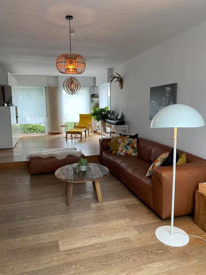Location de vacances pour 6 personnes, avec terrasse à Boom