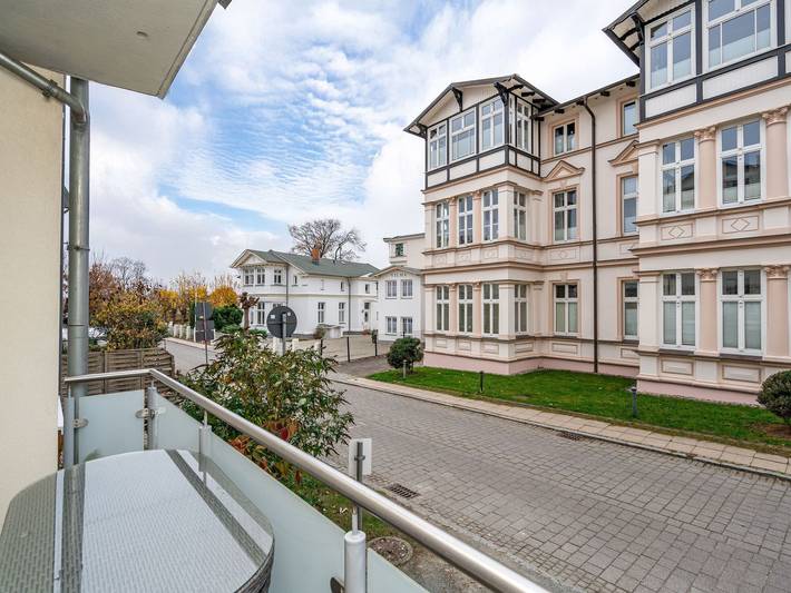 Ferienwohnung für 2 Personen, mit Balkon in Ahlbeck - 2