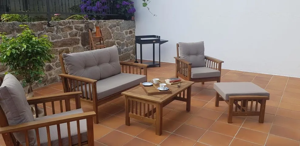 Ferienhaus für 9 Personen, mit Ausblick und Garten - 1