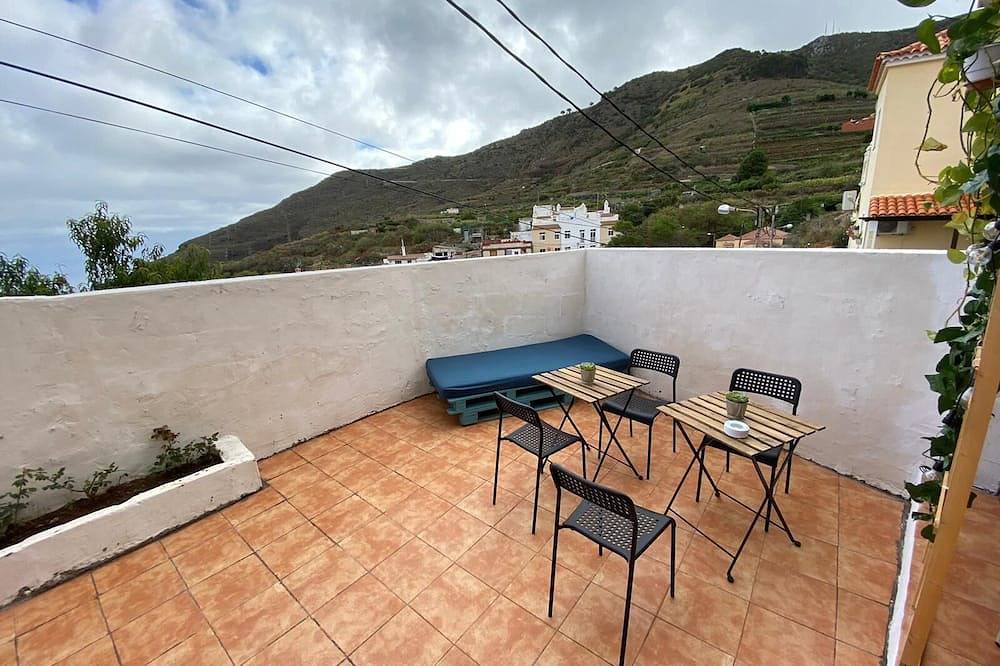 Apartamento entero, Bonito y pequeño apartamento en la montaña in La Tierra del Trigo, Los Silos