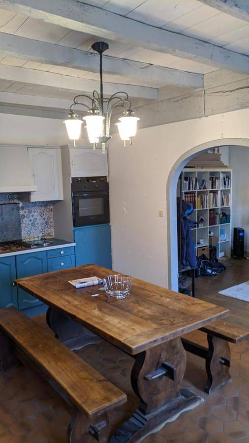 Location de vacances pour 7 personnes, avec Terrasse et Jardin ainsi que Piscine et Vue à Lussas-et-Nontronneau