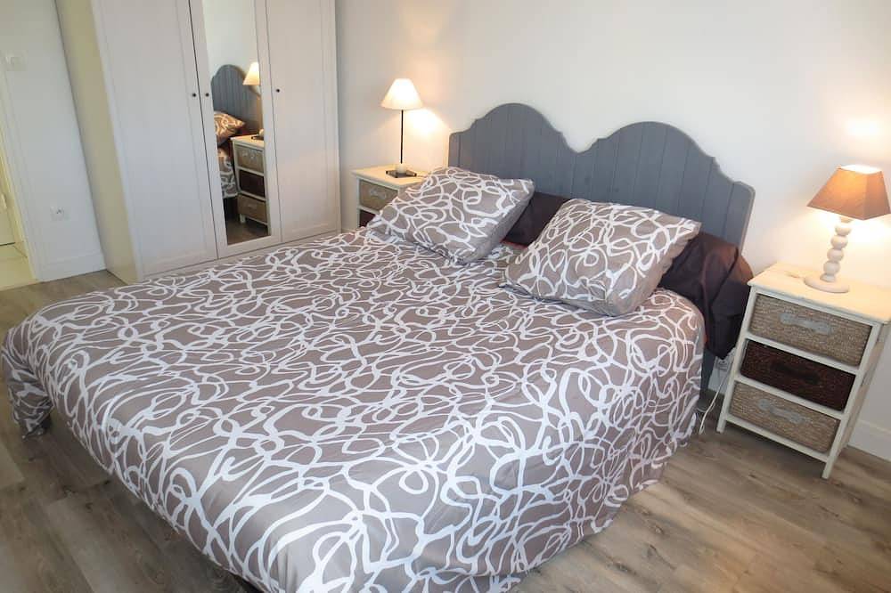 Ganze Wohnung, In Stquay Portrieux Wohnung T2, Süd-Terrasse, 50 m vom Strand,privater Parkplatz in Saint-Quay-Portrieux, Côte de Goëlo