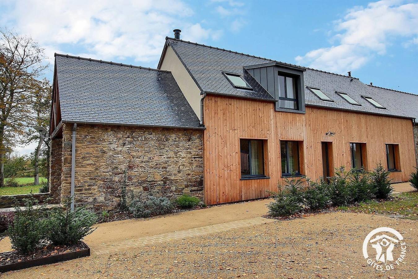 Chambre D’hôte pour 3 Personnes dans Pommerit-Jaudy, Région de Lannion