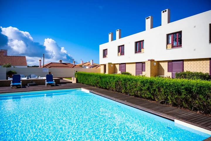 Location de vacances pour 4 personnes, avec jardin ainsi que piscine et terrasse à Porto Covo - 4